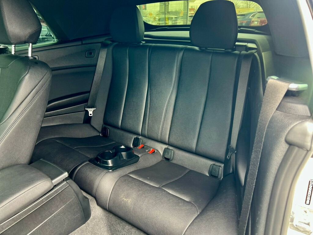 Used 2019 BMW 230i xDrive Convertible w/ Convenience Package image 18