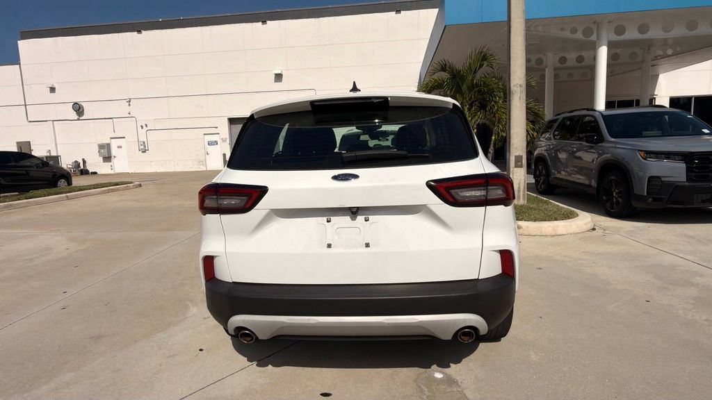 Used 2023 Ford Escape FWD image 5
