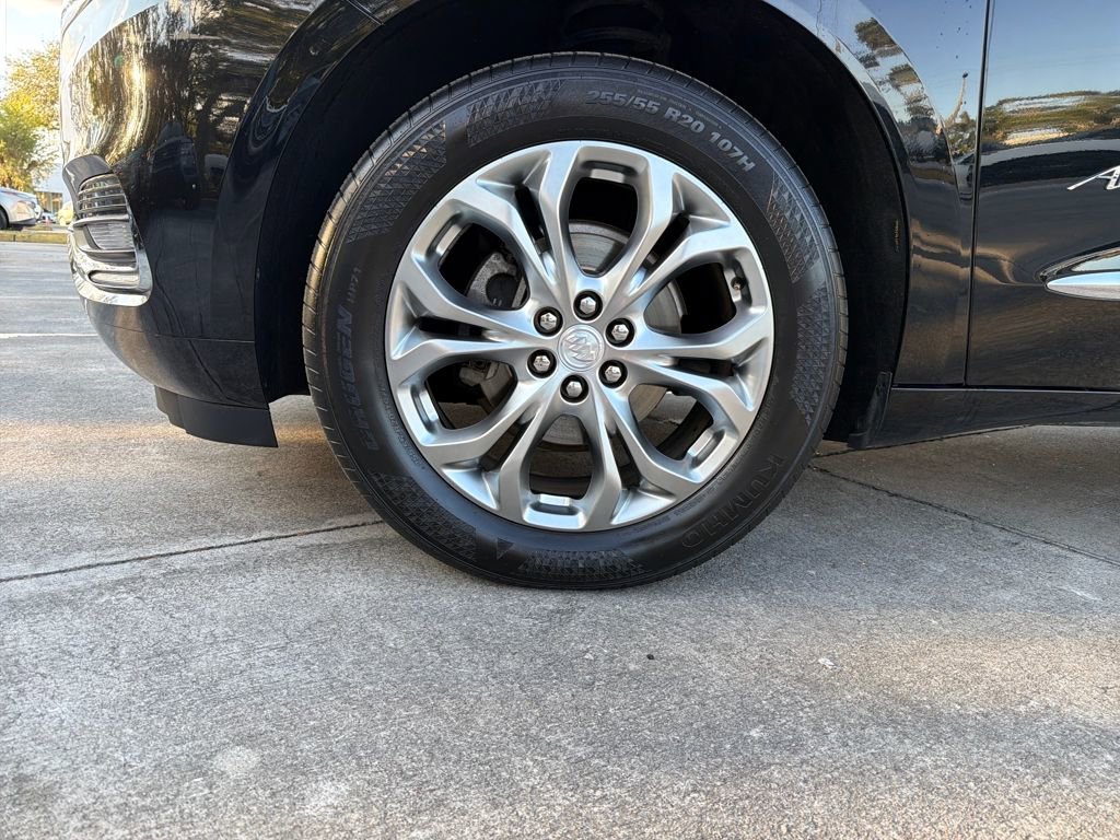 Used 2020 Buick Enclave Avenir w/ Avenir Technology Package image 12