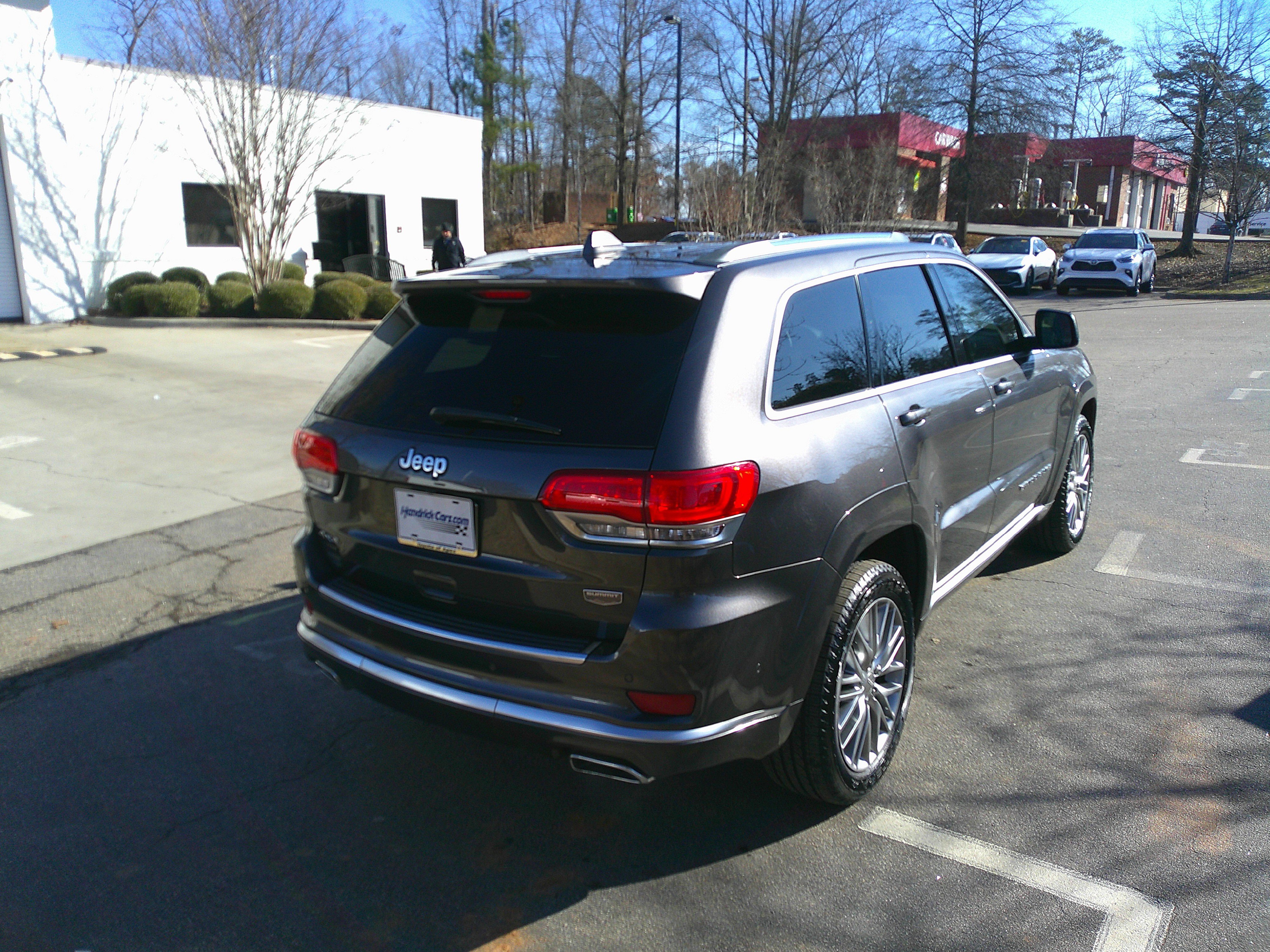 Used 2017 Jeep Grand Cherokee Summit w/ Platinum Series Group image 12