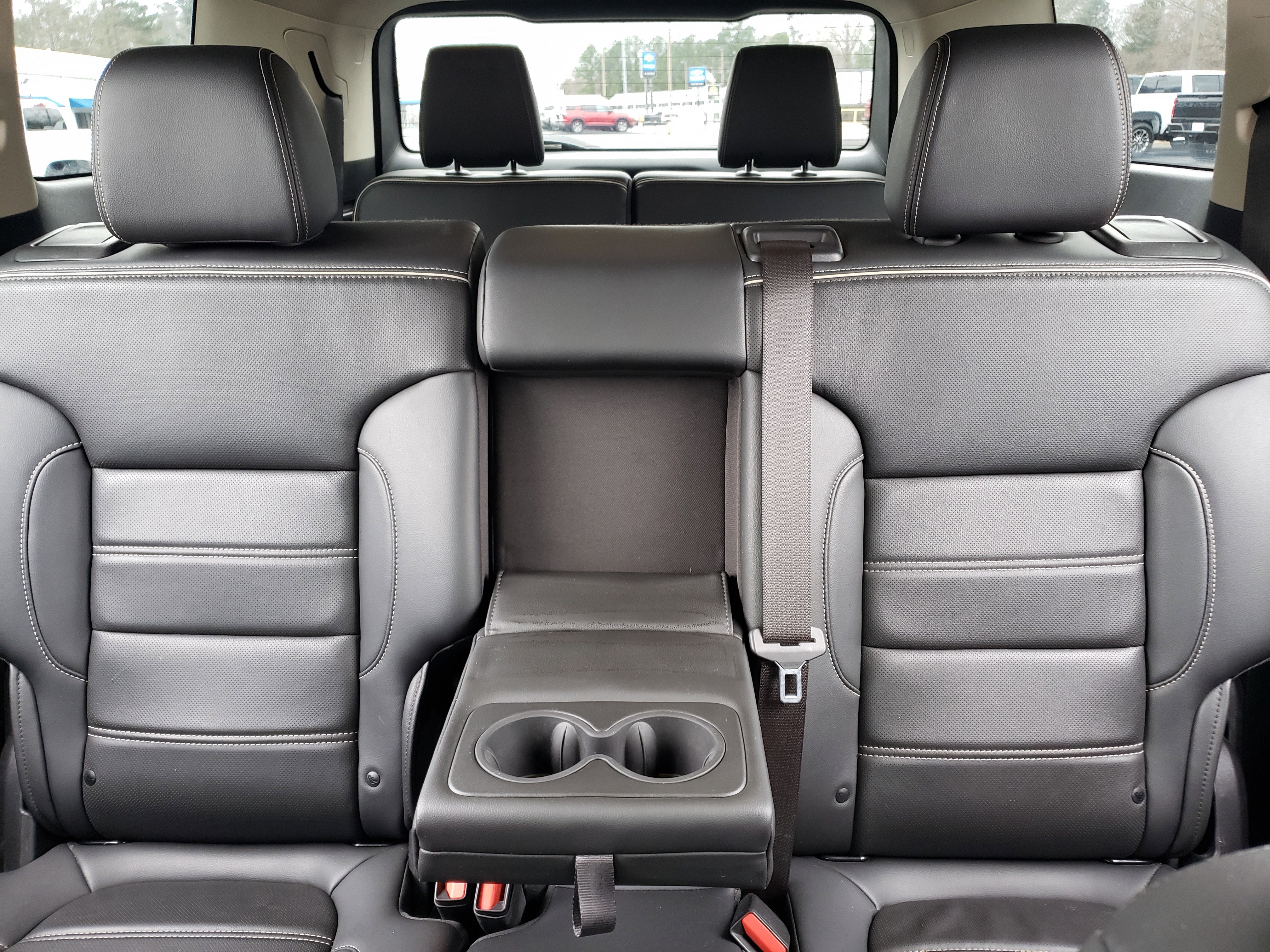 Used 2023 GMC Acadia Denali image 31