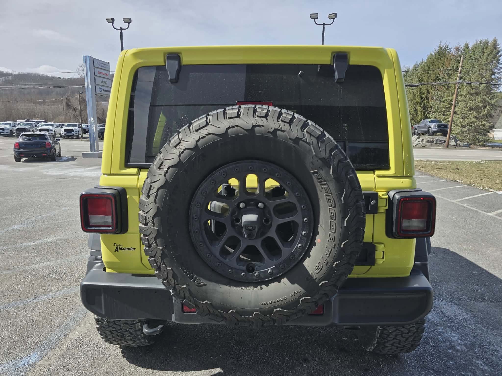 Used 2022 Jeep Wrangler Unlimited Sport image 4