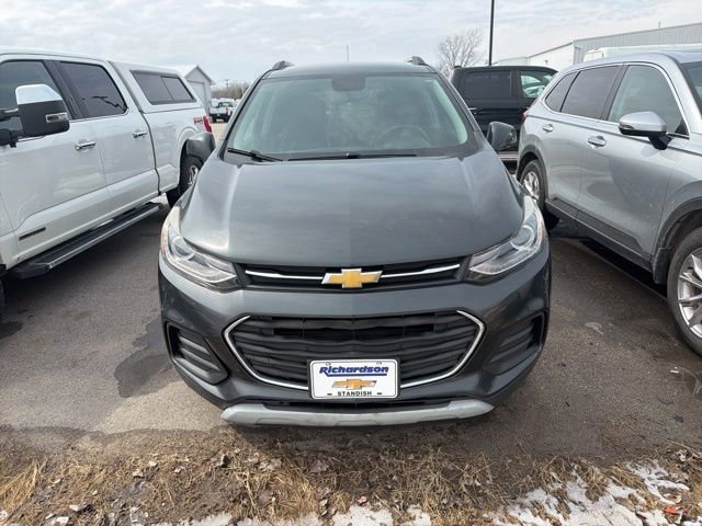 Used 2019 Chevrolet Trax LT w/ LT Convenience Package image 2