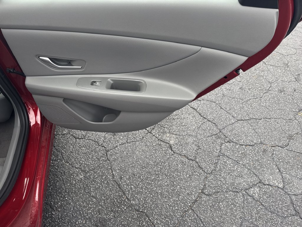 Certified 2026 Hyundai Elantra Sport w/ Cargo Package FWD image 16