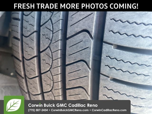 Used 2021 Chevrolet Tahoe RST w/ Luxury Package image 11