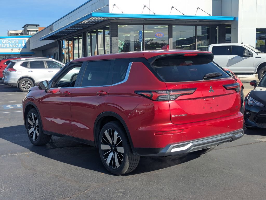 Used 2025 Mitsubishi Outlander SE AWD/4WD image 8