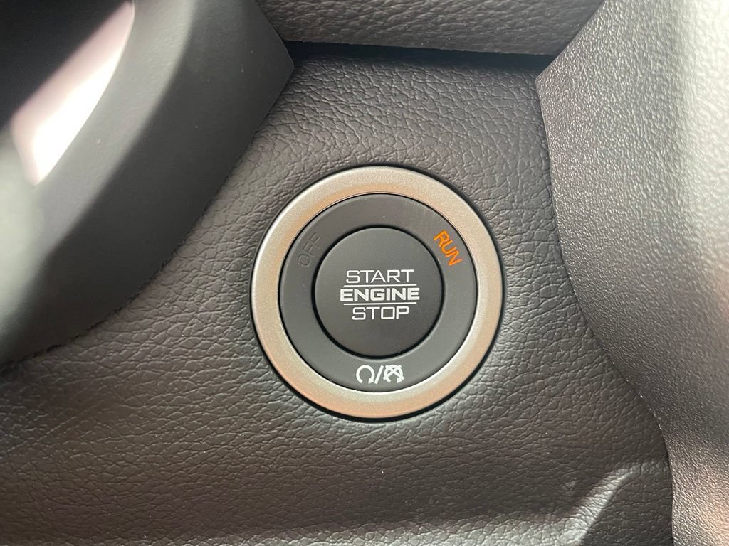 New 2026 RAM 2500 Laramie AWD/4WD image 8