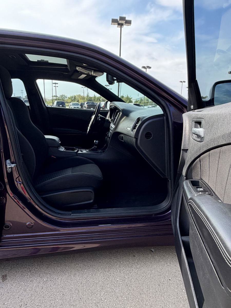 Used 2020 Dodge Charger R/T w/ Blacktop Package RWD image 22