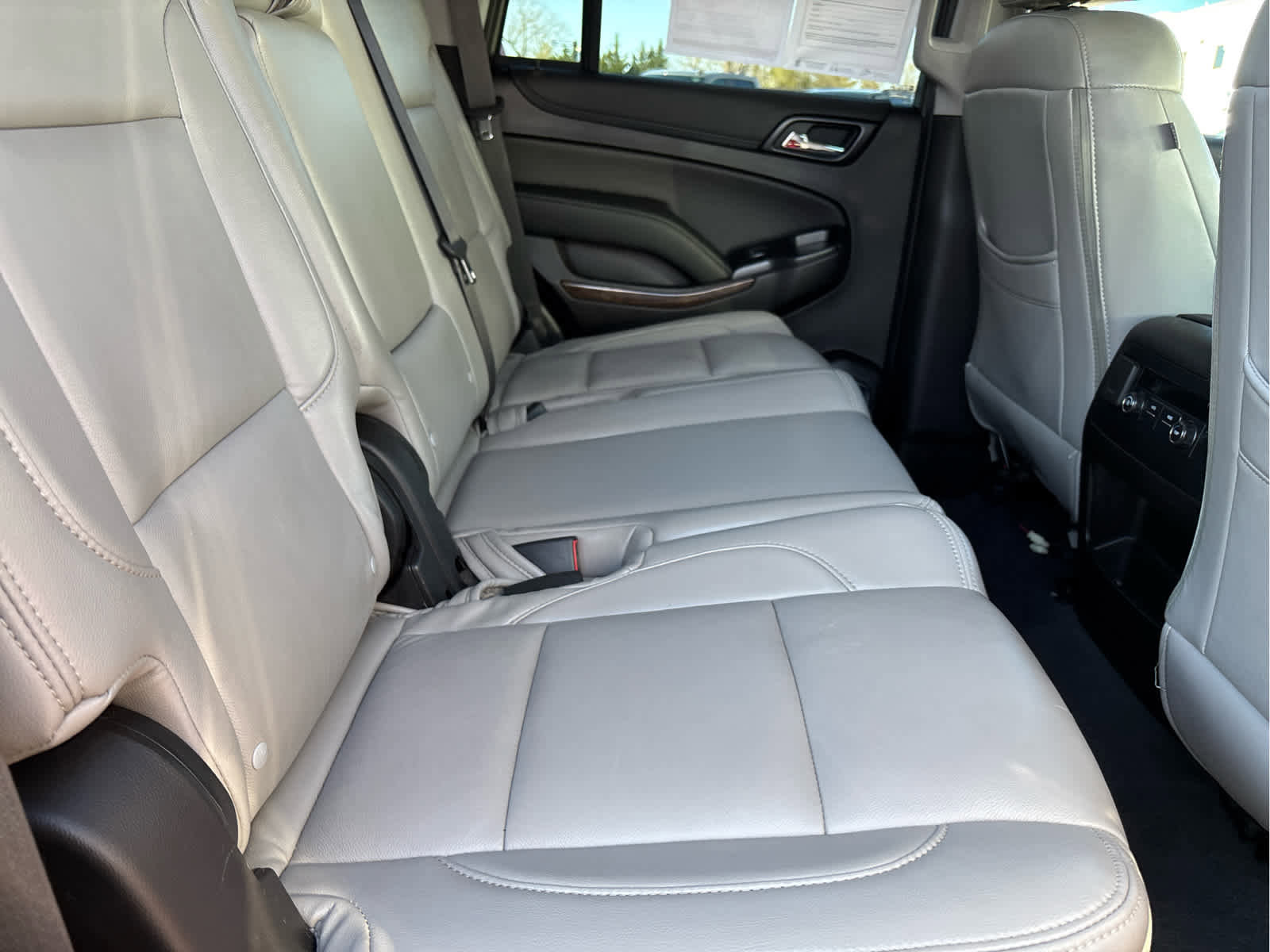 Used 2019 Chevrolet Tahoe LS w/ Enhanced Driver Alert Package AWD/4WD image 24