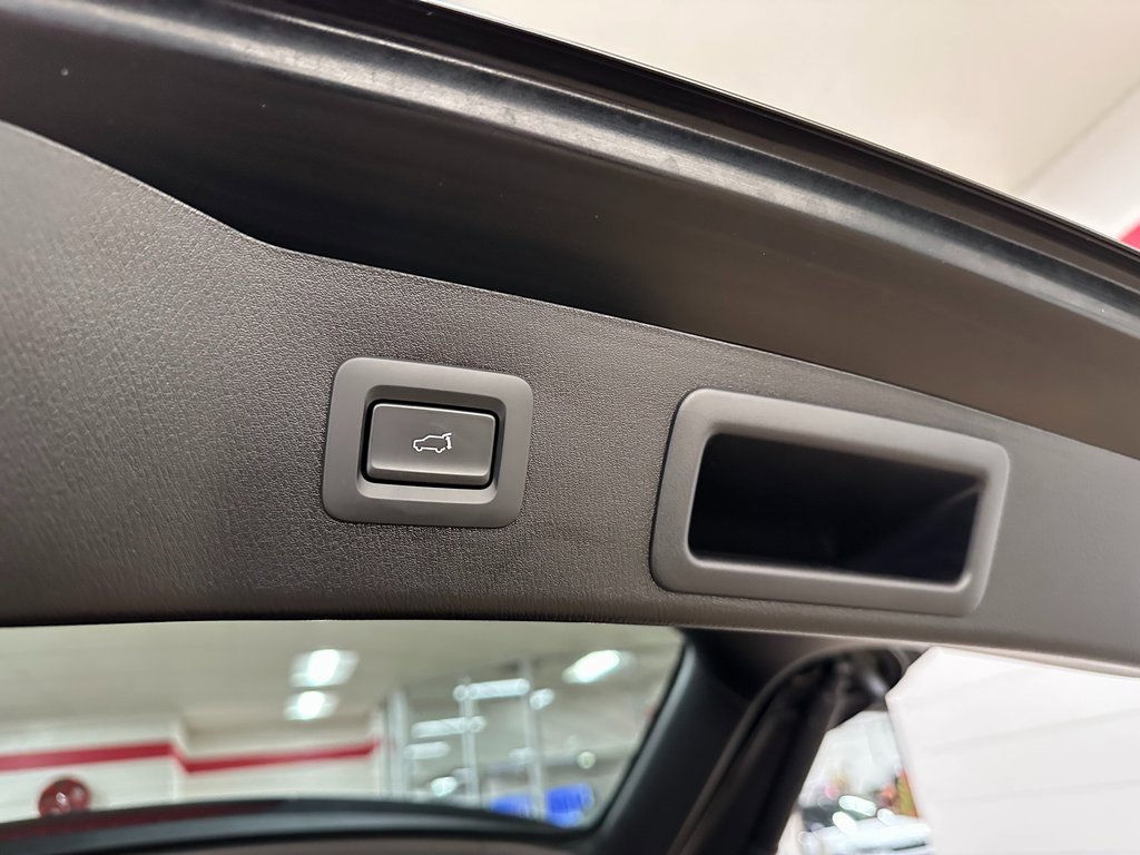 Used 2025 MAZDA CX-5 AWD 2.5 S w/ Preferred Package image 39