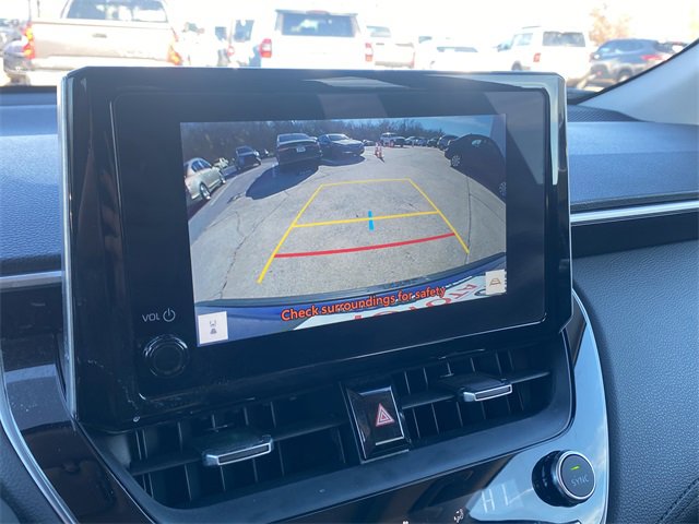 Used 2024 Toyota Corolla Cross XLE image 27