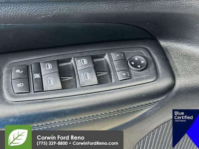 Used 2020 Jeep Grand Cherokee Altitude AWD/4WD image 21