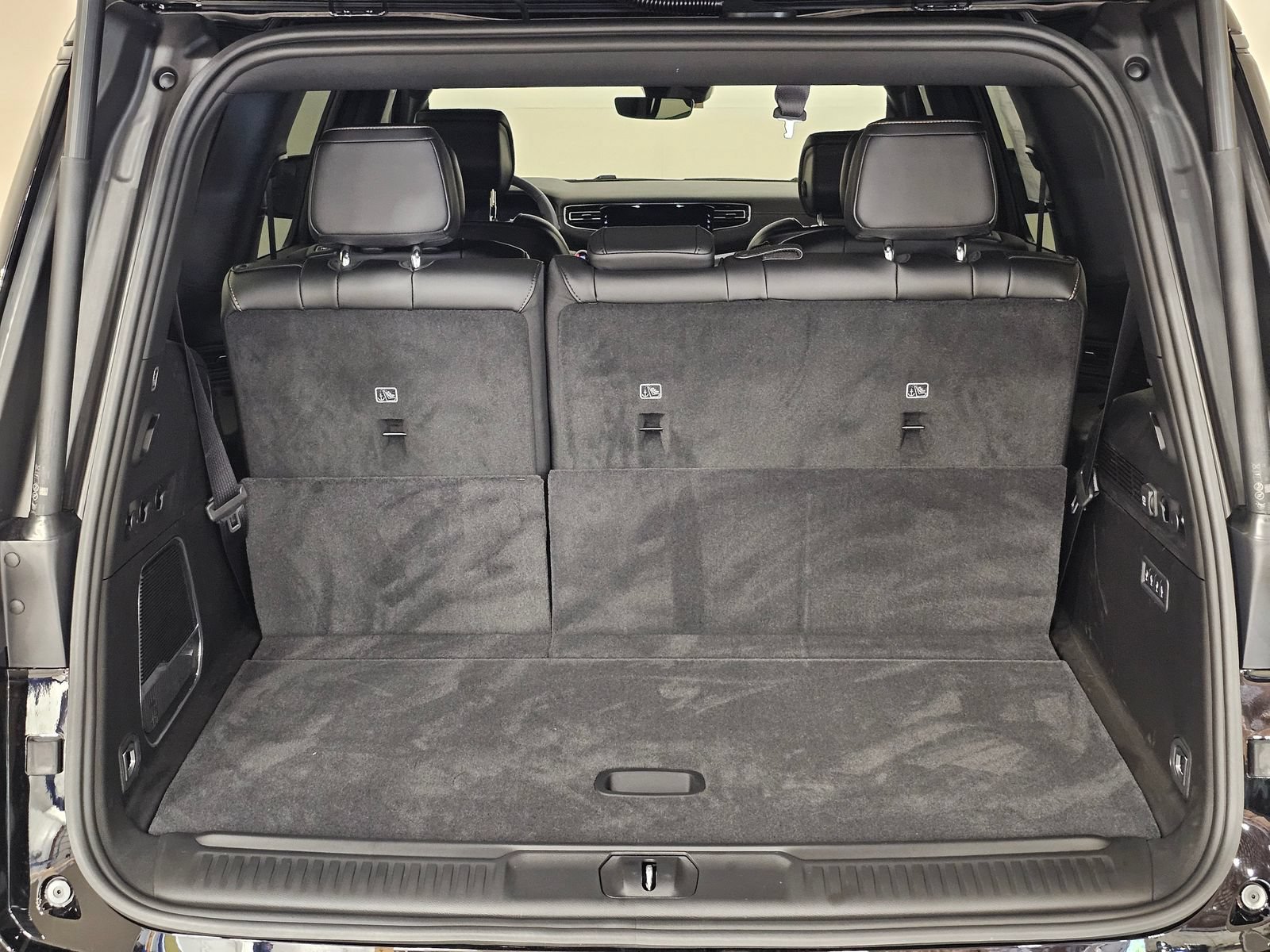 New 2026 Jeep Grand Wagoneer 4WD image 26