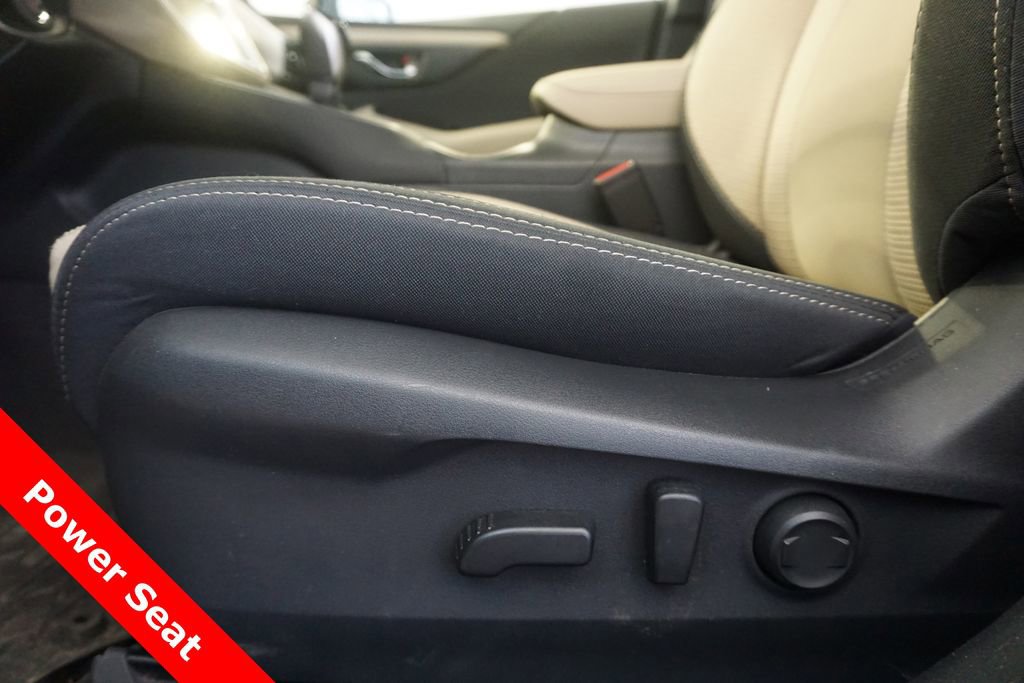 Used 2021 Subaru Outback Premium AWD/4WD image 6