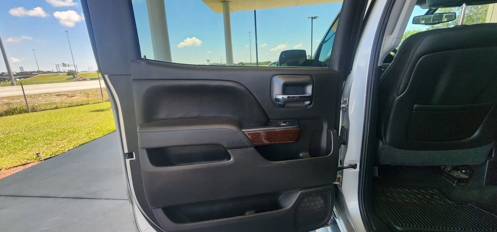 Used 2014 GMC Sierra 1500 SLE w/ SLE Value Package RWD image 17