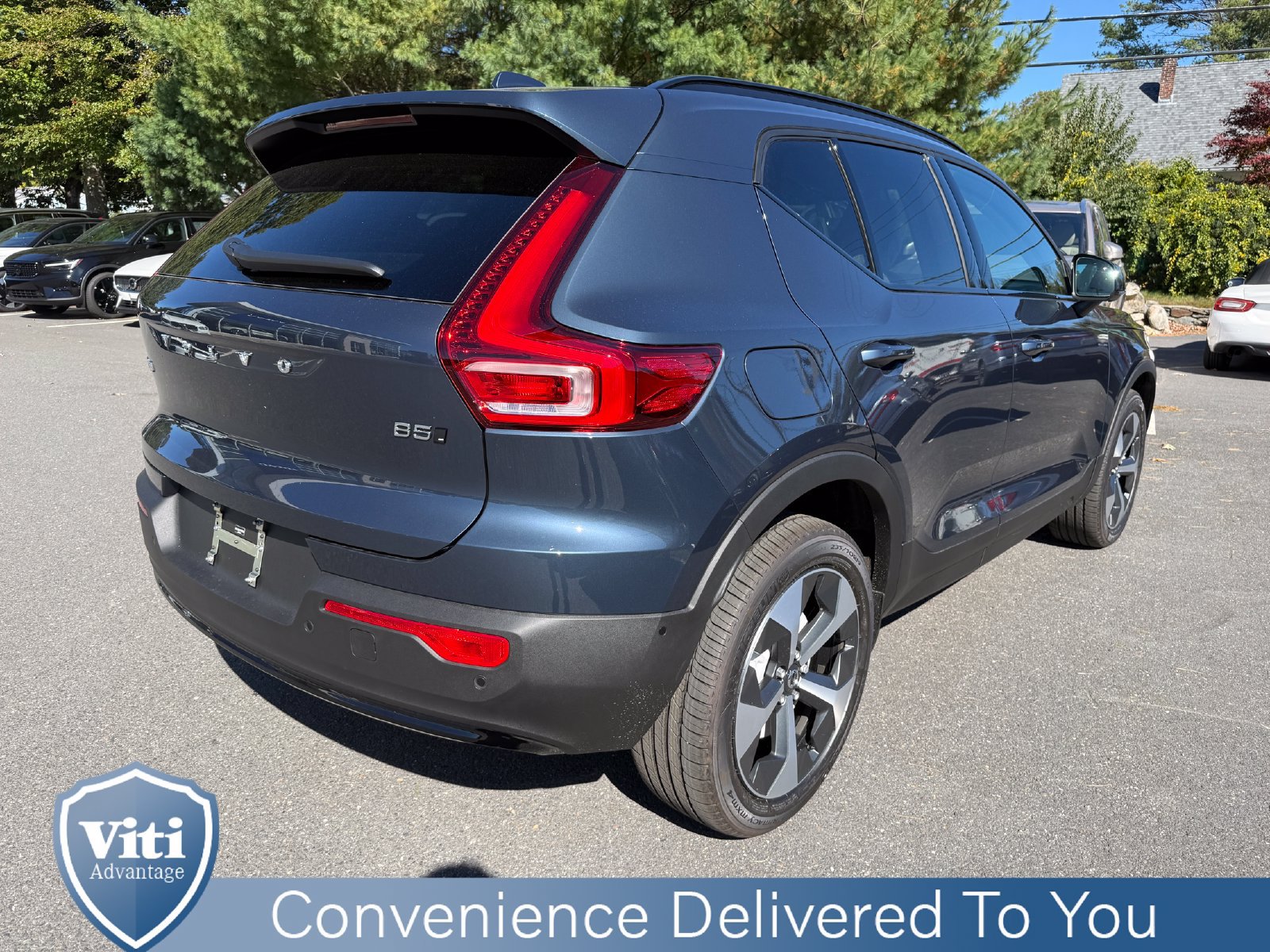 New 2026 Volvo XC40 B5 Plus w/ Protection Package Premier AWD/4WD image 8