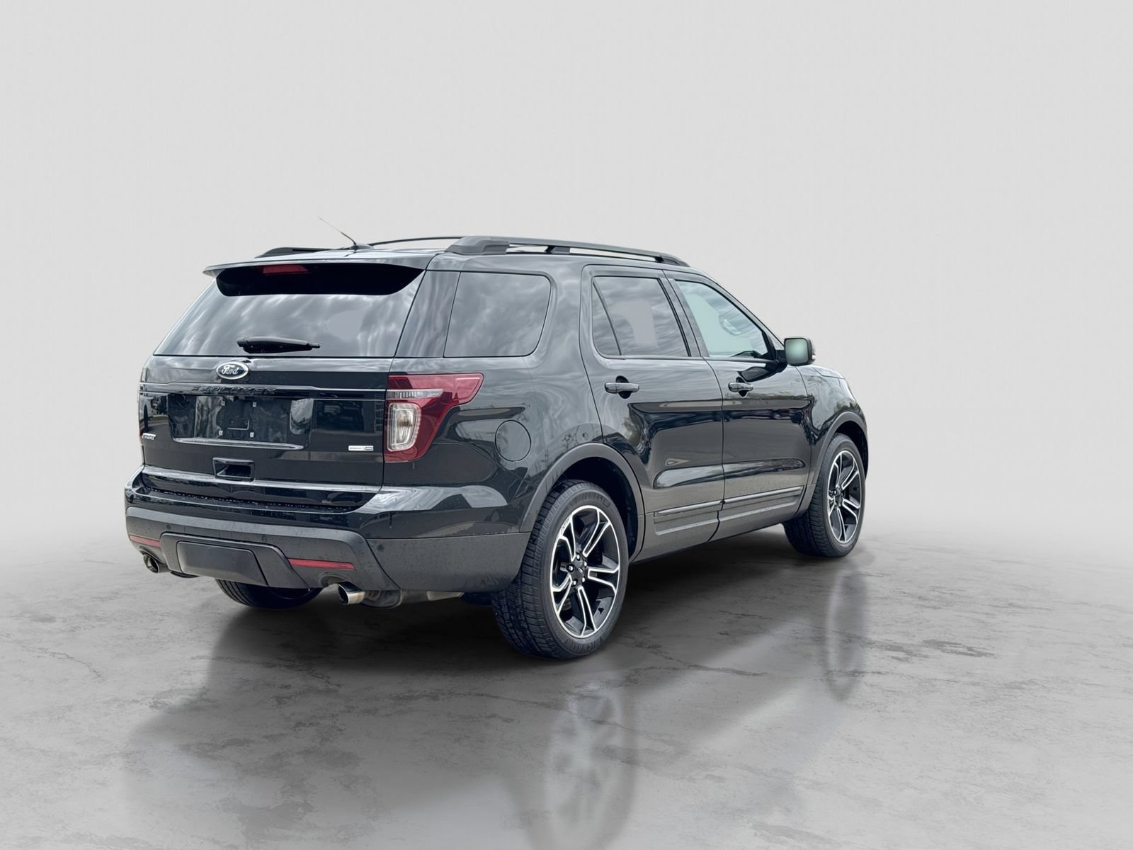 Used 2015 Ford Explorer Sport w/ Equipment Group 401A AWD/4WD image 7