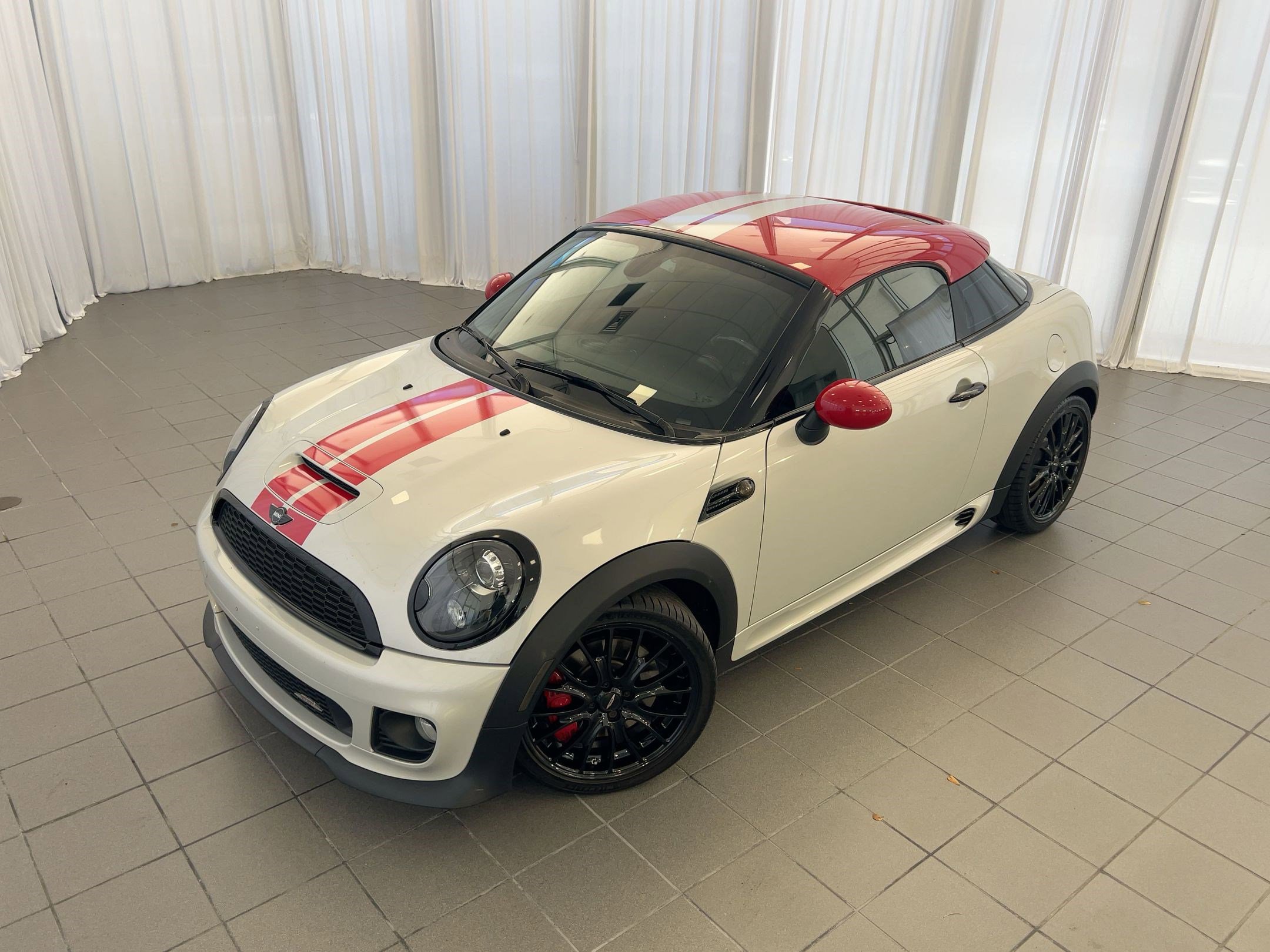 Used 2012 MINI Cooper Coupe John Cooper Works image 32
