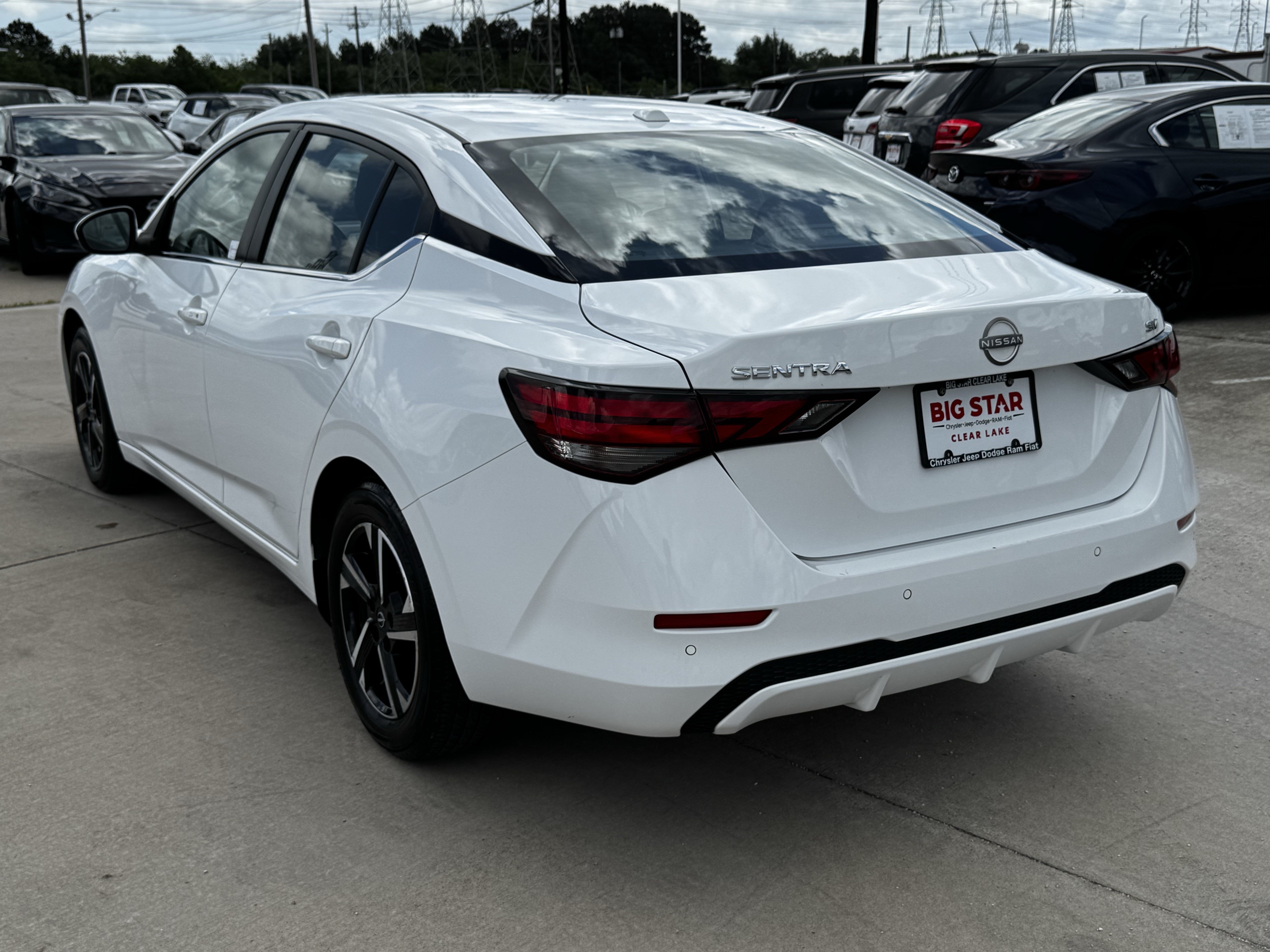 Used 2024 Nissan Sentra SV w/ All-Weather Package FWD image 8