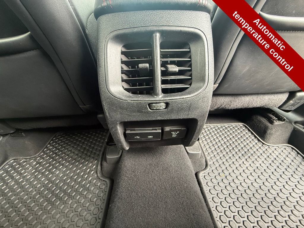 Used 2020 Jeep Cherokee Trailhawk AWD/4WD image 40