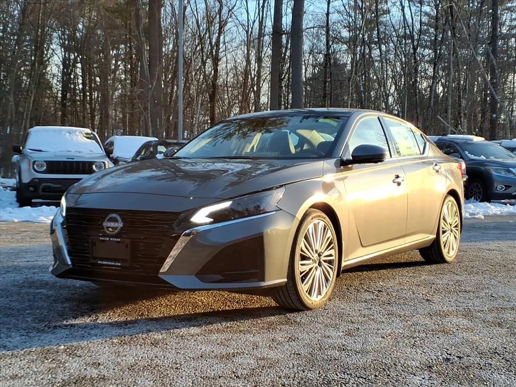 New 2025 Nissan Altima 2.5 SL image 3