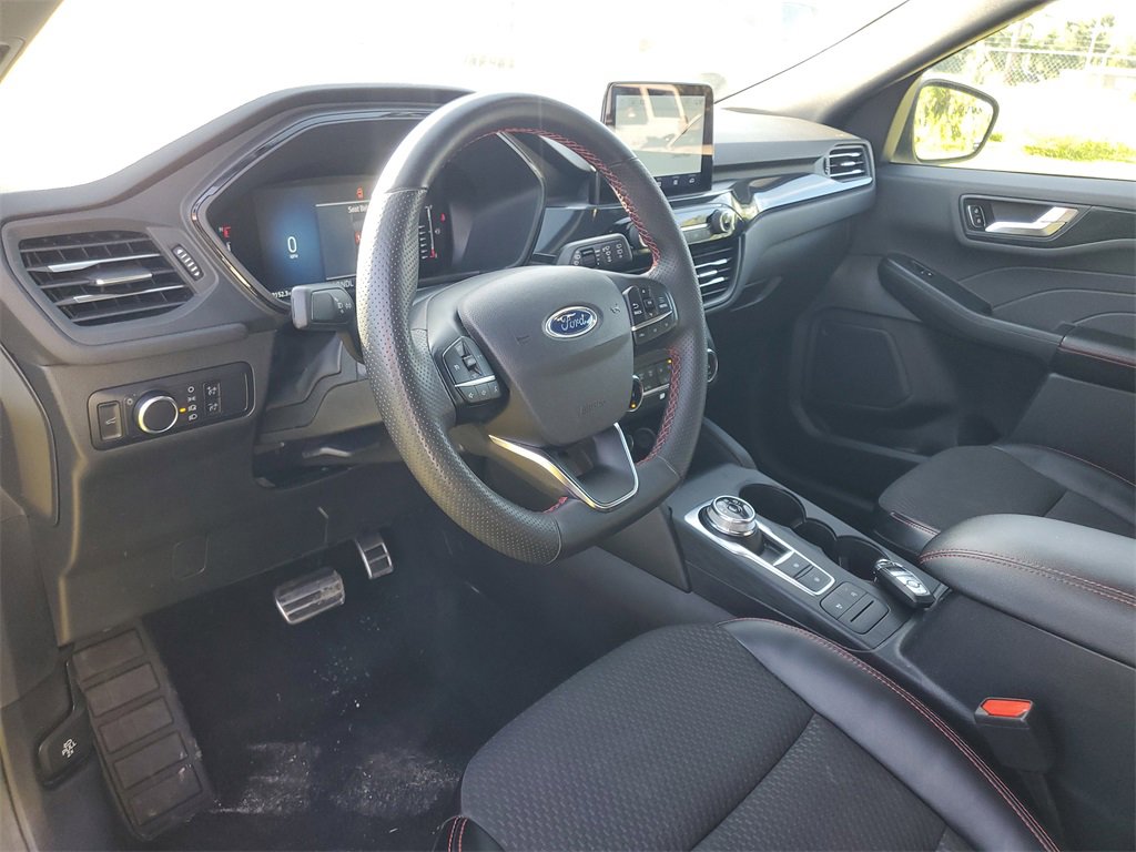 Used 2023 Ford Escape ST-Line image 13