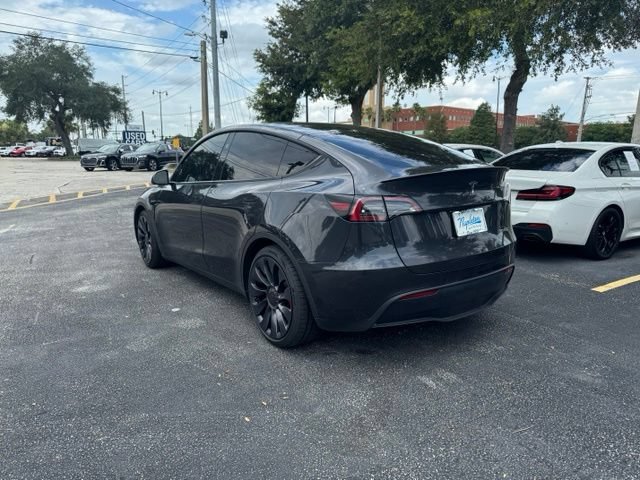 Used 2024 Tesla Model Y Performance AWD/4WD image 3
