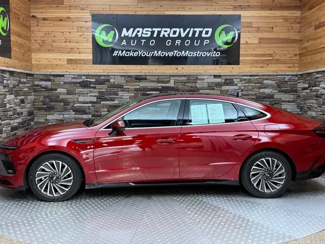 Used 2025 Hyundai Sonata Limited FWD image 6