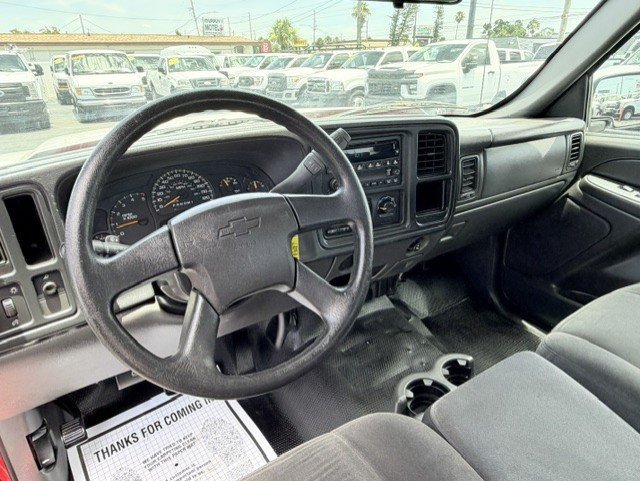 Used 2006 Chevrolet Silverado 2500 W/T w/ Heavy-Duty Power Package RWD image 11