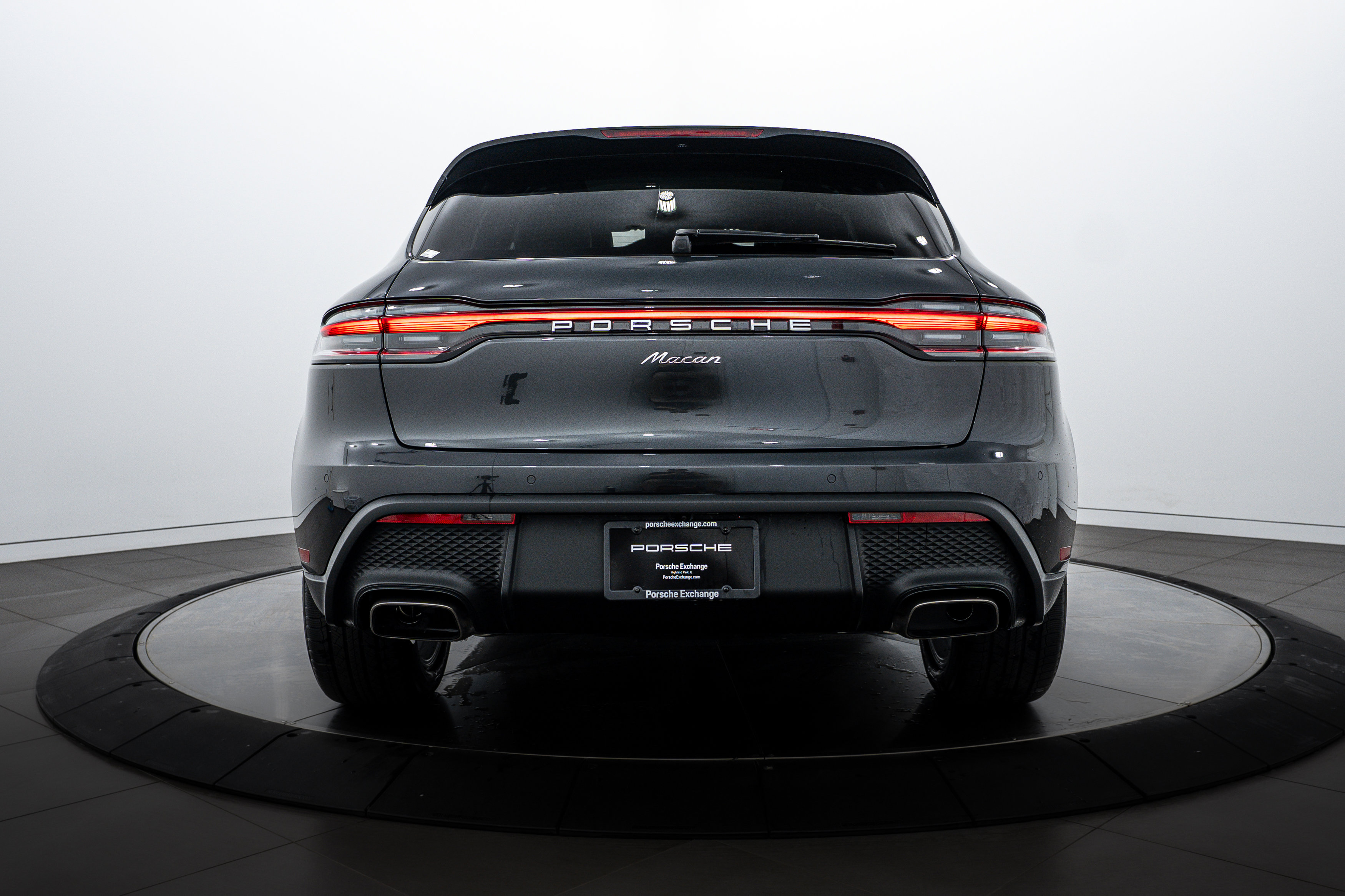 New 2026 Porsche Macan image 6