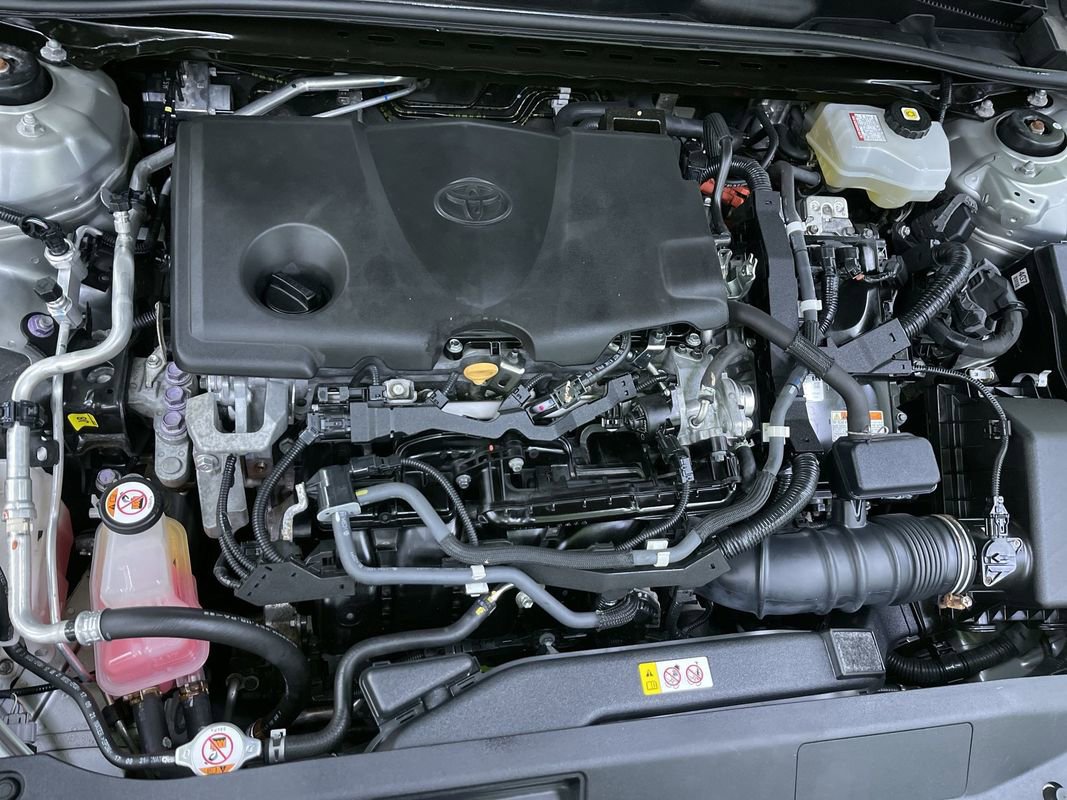 Used 2022 Toyota Camry LE image 26