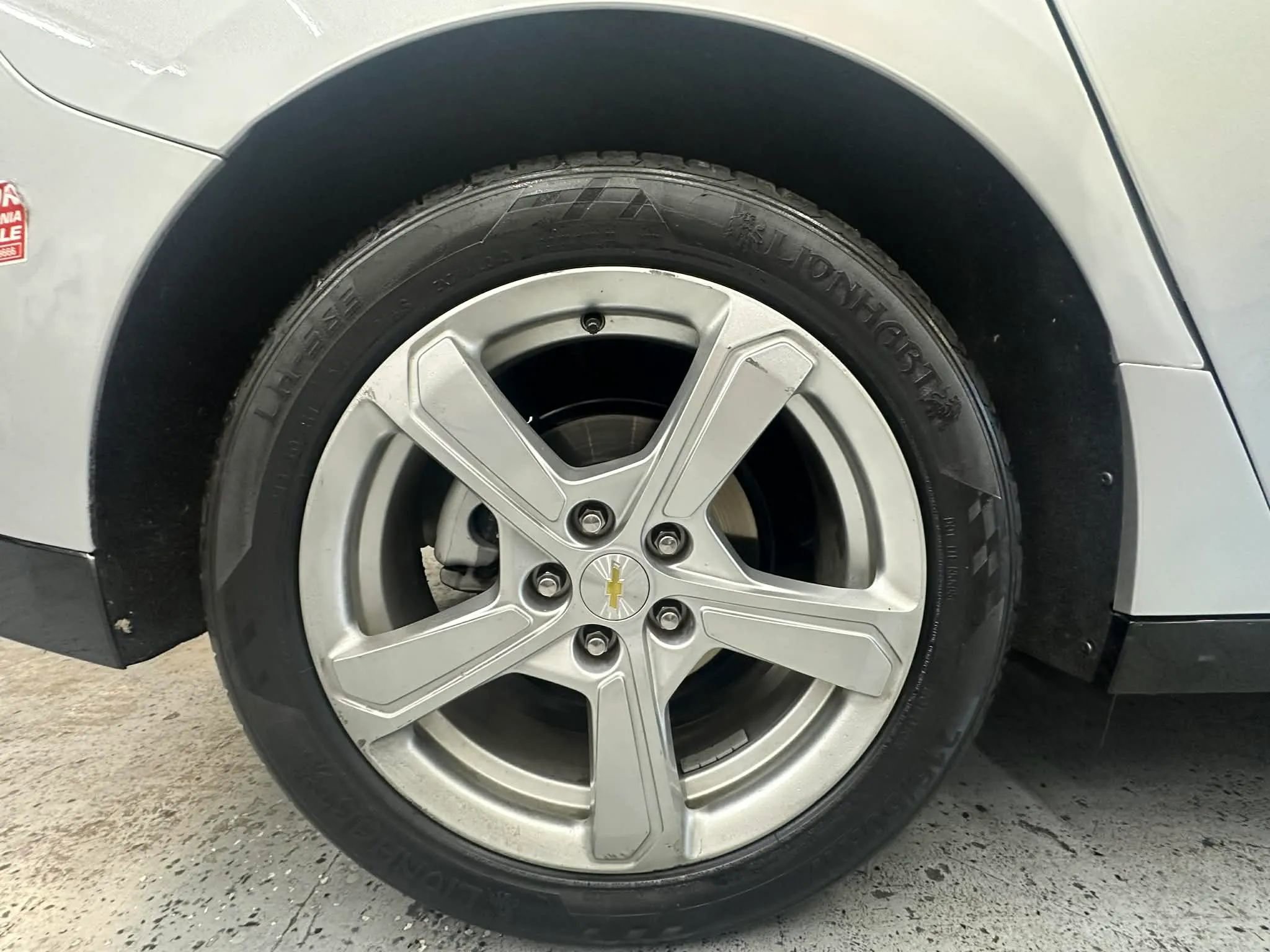 Used 2017 Chevrolet Volt LT w/ Comfort Package image 59