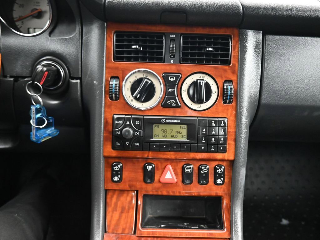 Used 2003 Mercedes-Benz SLK 230 image 16