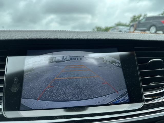 Used 2018 Buick Regal Essence w/ Driver Confidence Package #1 AWD/4WD image 24
