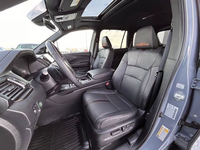 Used 2025 Honda Passport TrailSport image 28