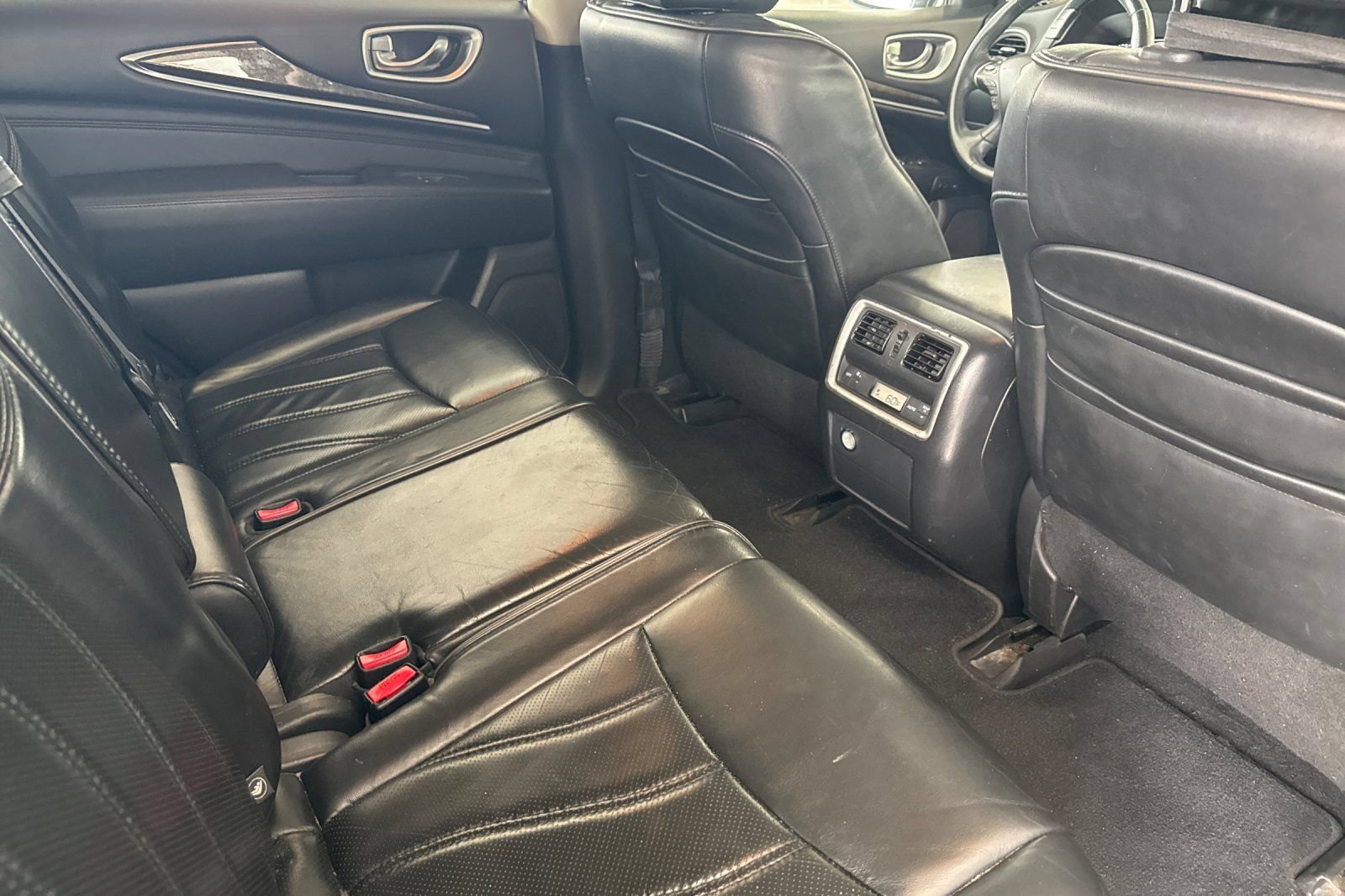 Used 2015 INFINITI QX60 Luxe w/ Premium Plus Package AWD/4WD image 19