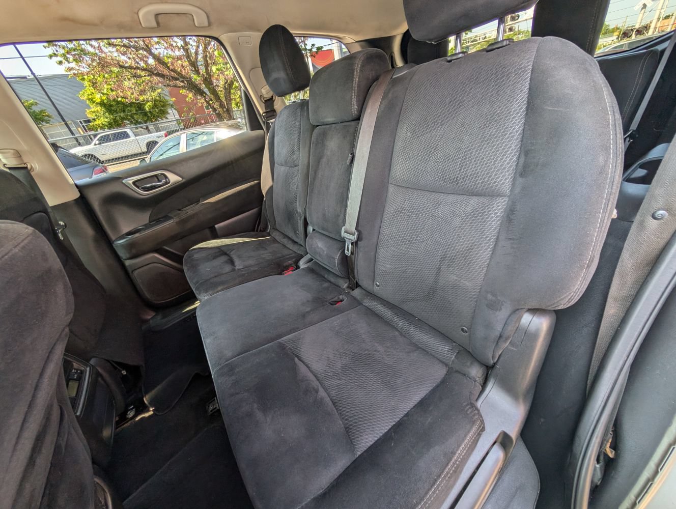 Used 2016 Nissan Pathfinder S FWD image 17
