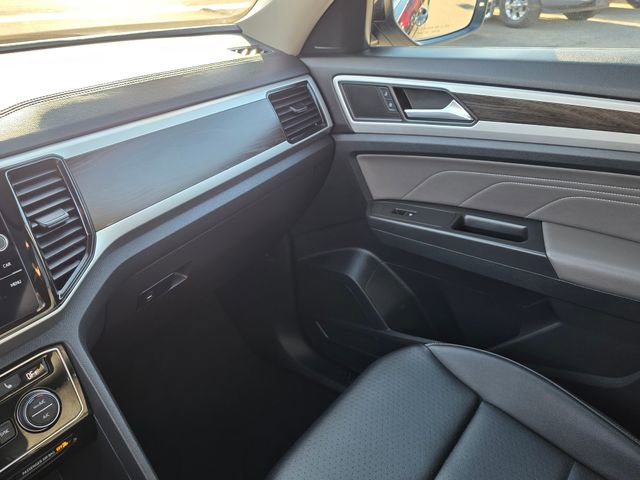 Used 2023 Volkswagen Atlas SE image 42