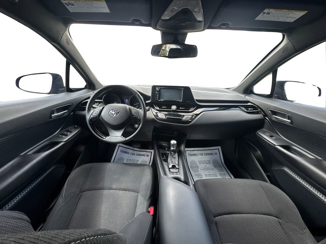 Used 2018 Toyota C-HR XLE FWD image 20