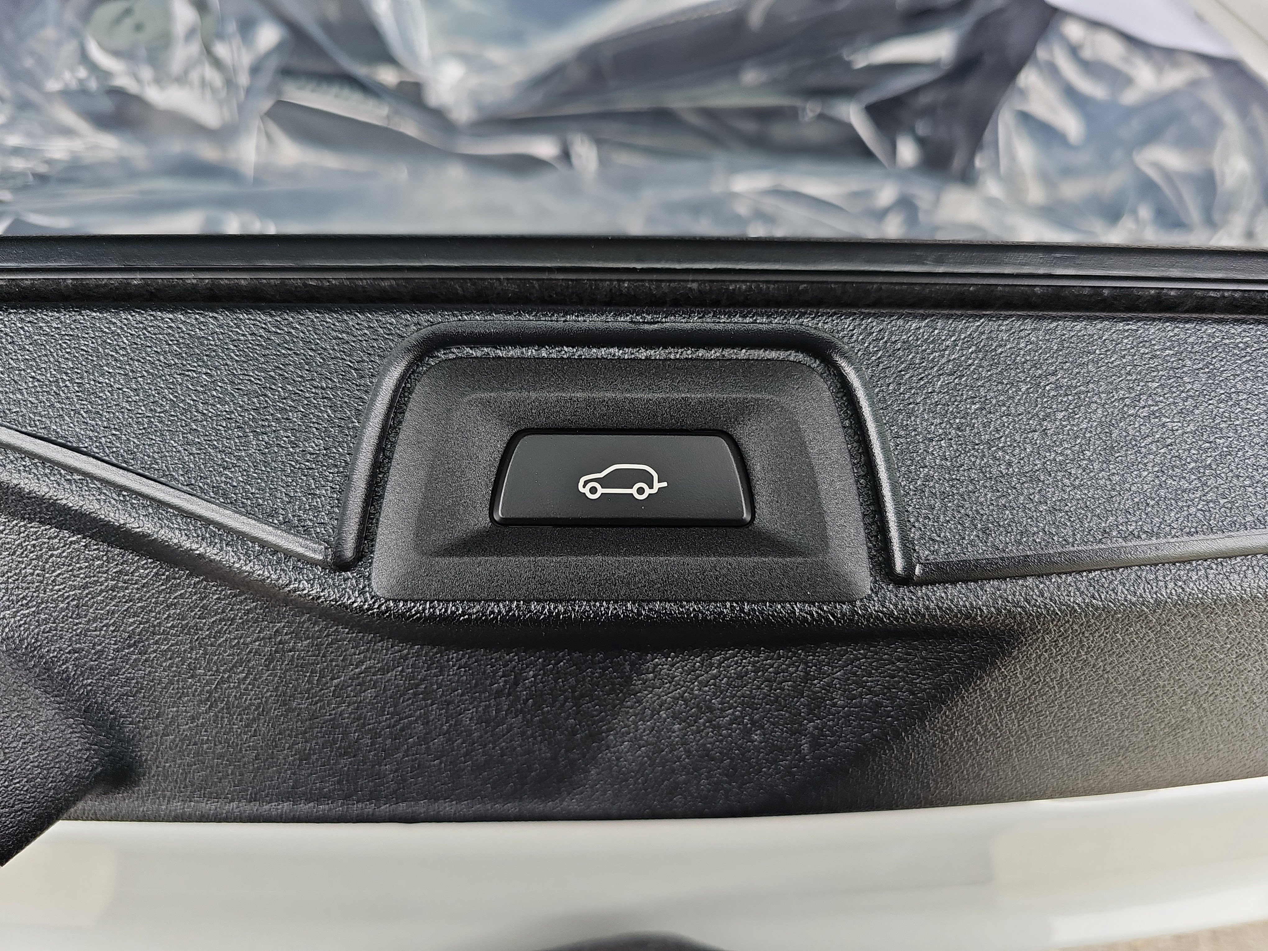 New 2026 BMW X5 xDrive40i AWD/4WD image 13