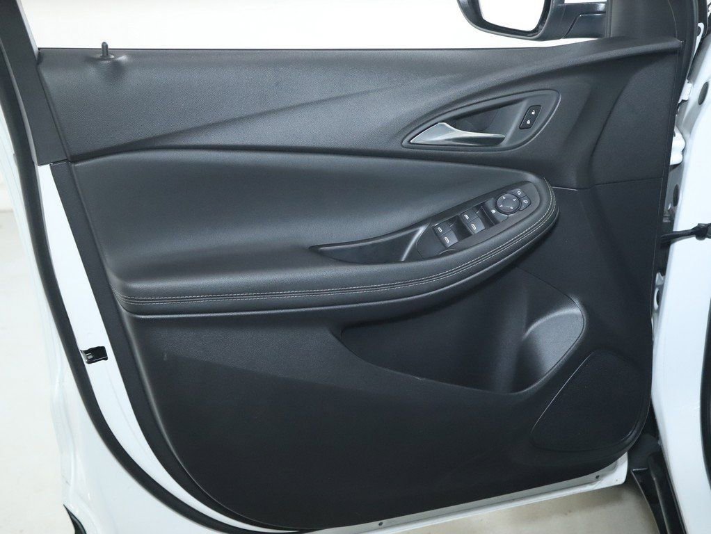 Used 2025 Buick Encore GX Preferred image 15