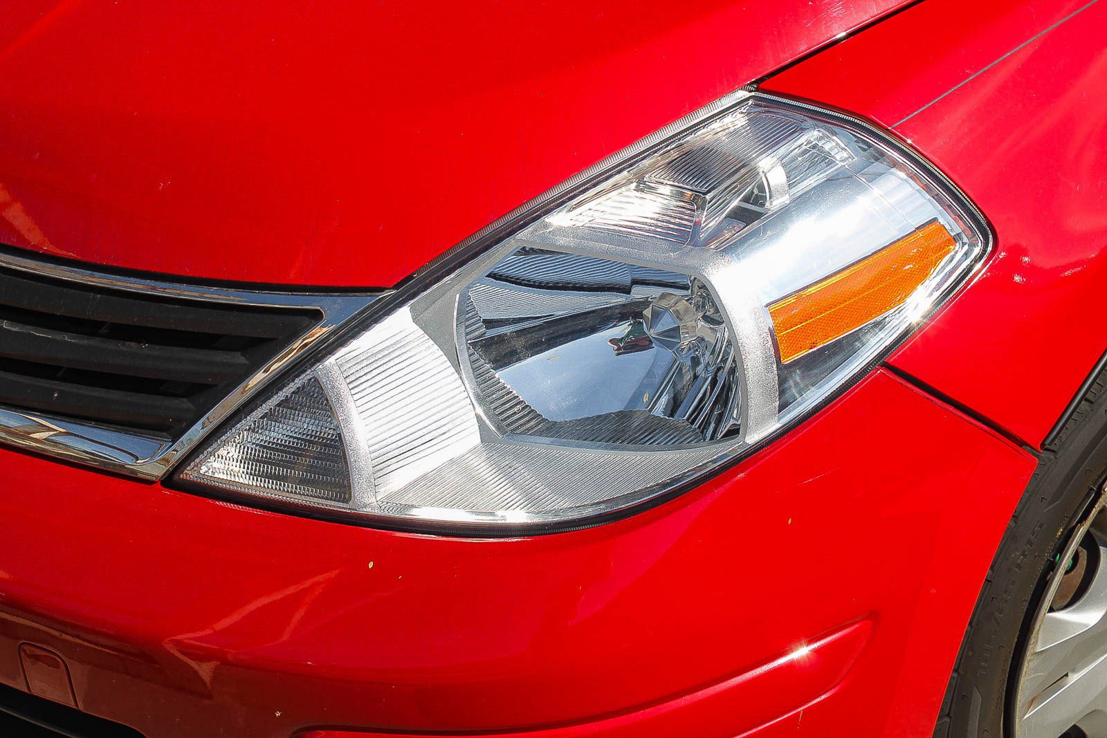 Used 2010 Nissan Versa 1.8 S w/ PWR Plus Pkg image 5