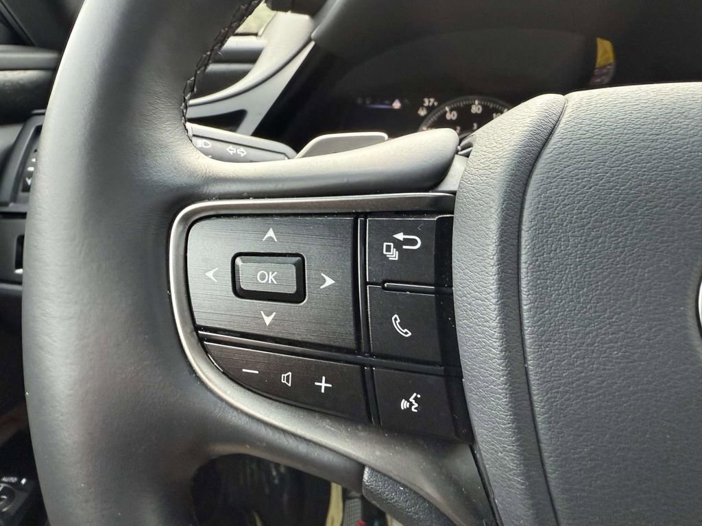 Used 2025 Lexus ES 350 w/ Premium Package image 22