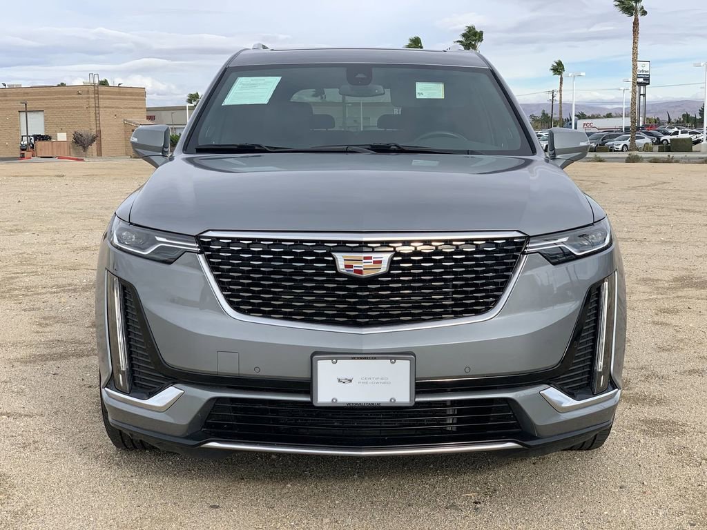 Used 2025 Cadillac XT6 Premium Luxury image 2