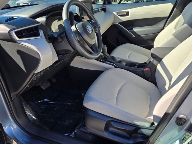 Used 2024 Toyota Corolla Cross L image 8