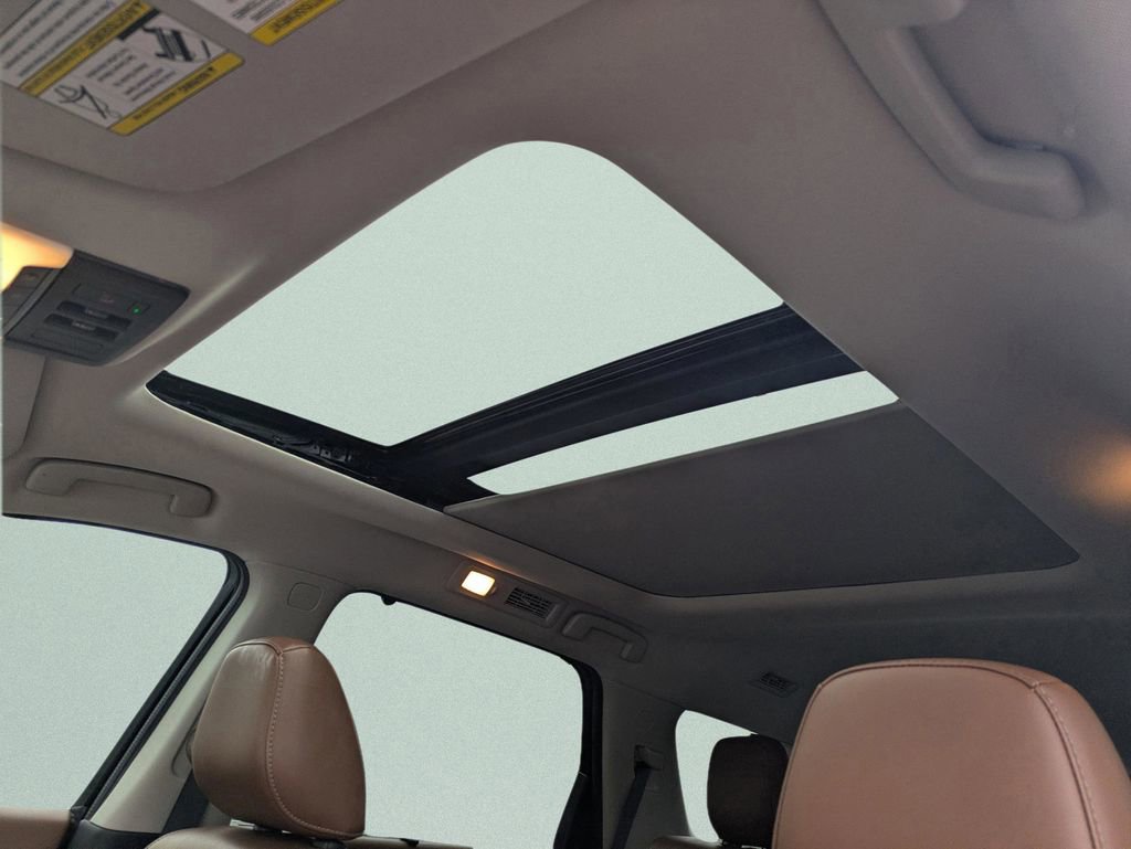 Used 2023 Nissan Pathfinder Platinum w/ Cargo Package image 26