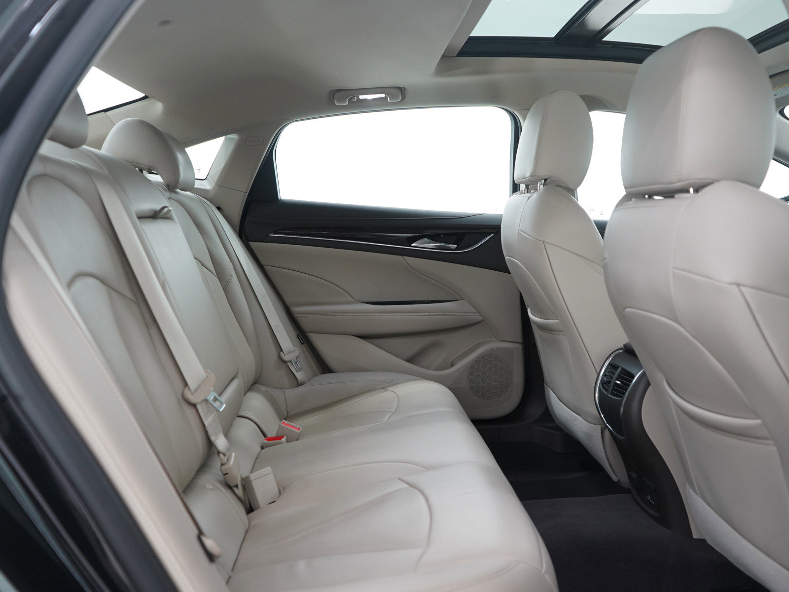 Used 2019 Buick LaCrosse Premium w/ Driver Confidence Package II image 13