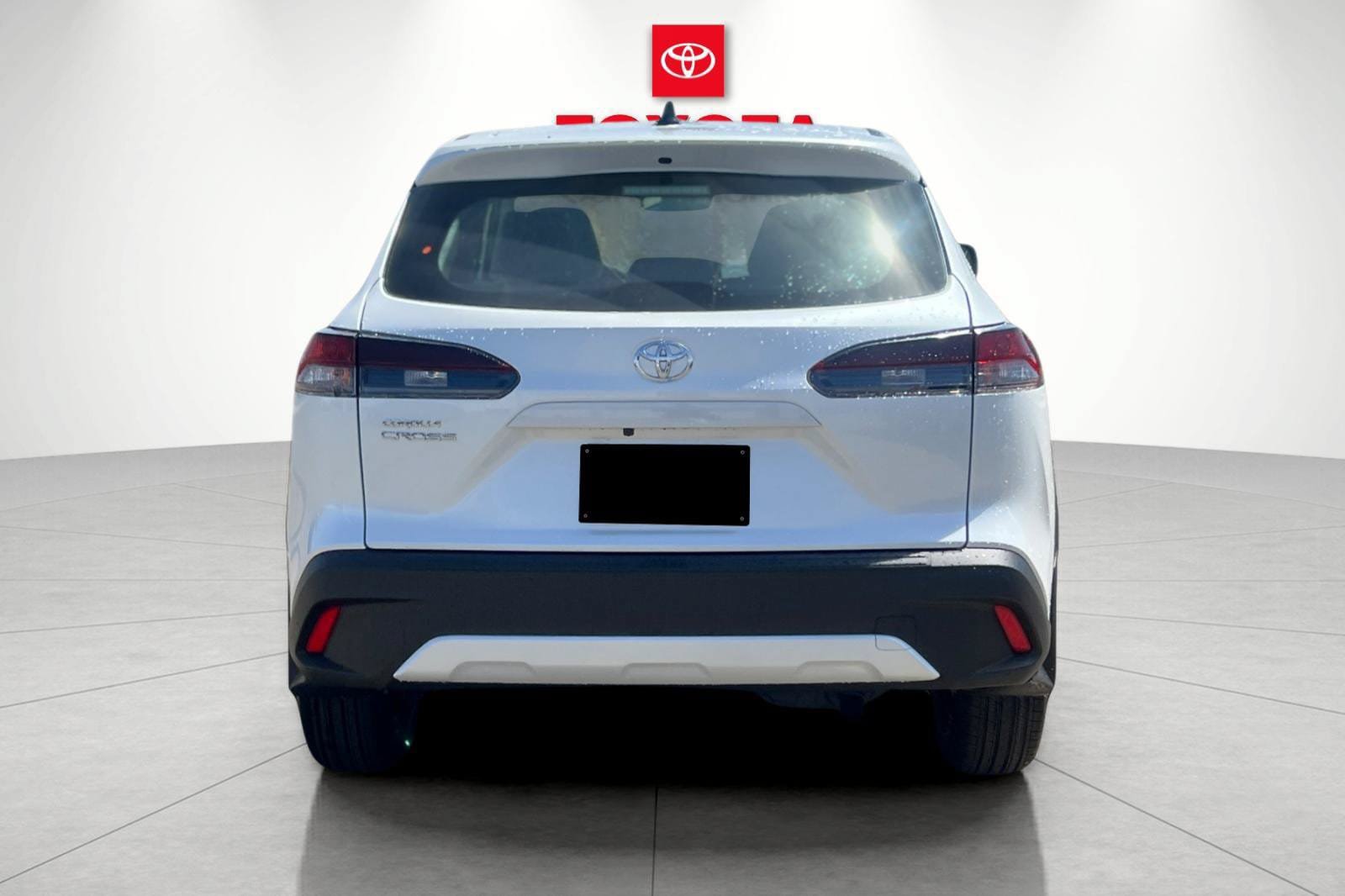 New 2026 Toyota Corolla Cross L FWD image 4