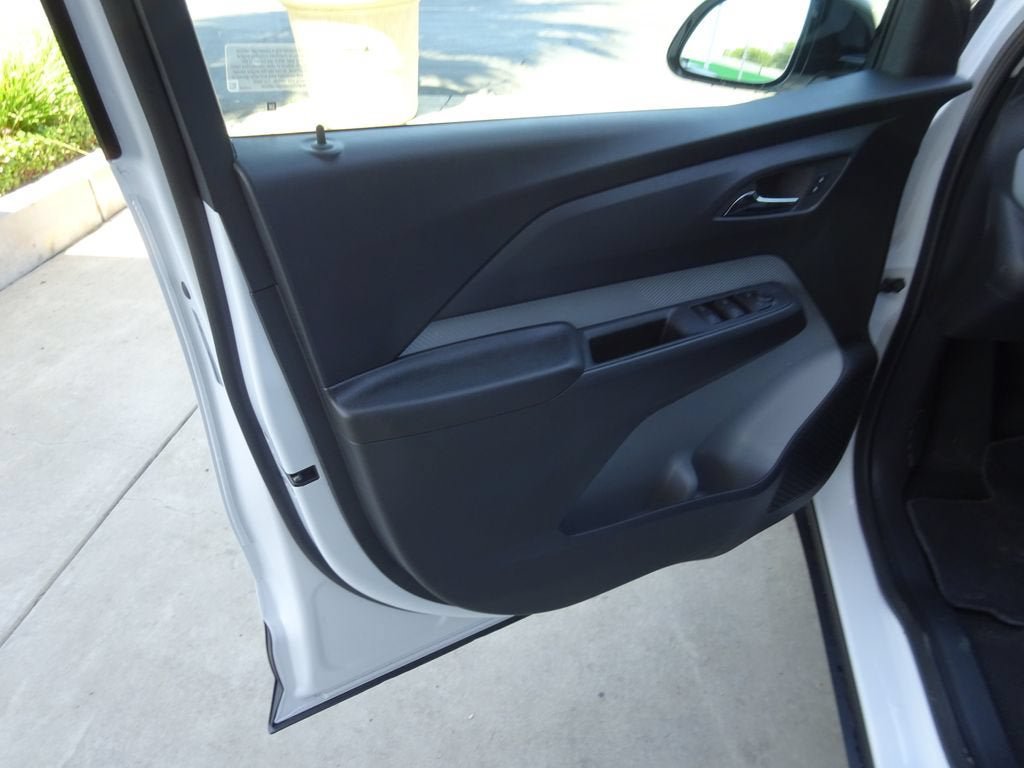 New 2027 Chevrolet Bolt LT FWD image 23