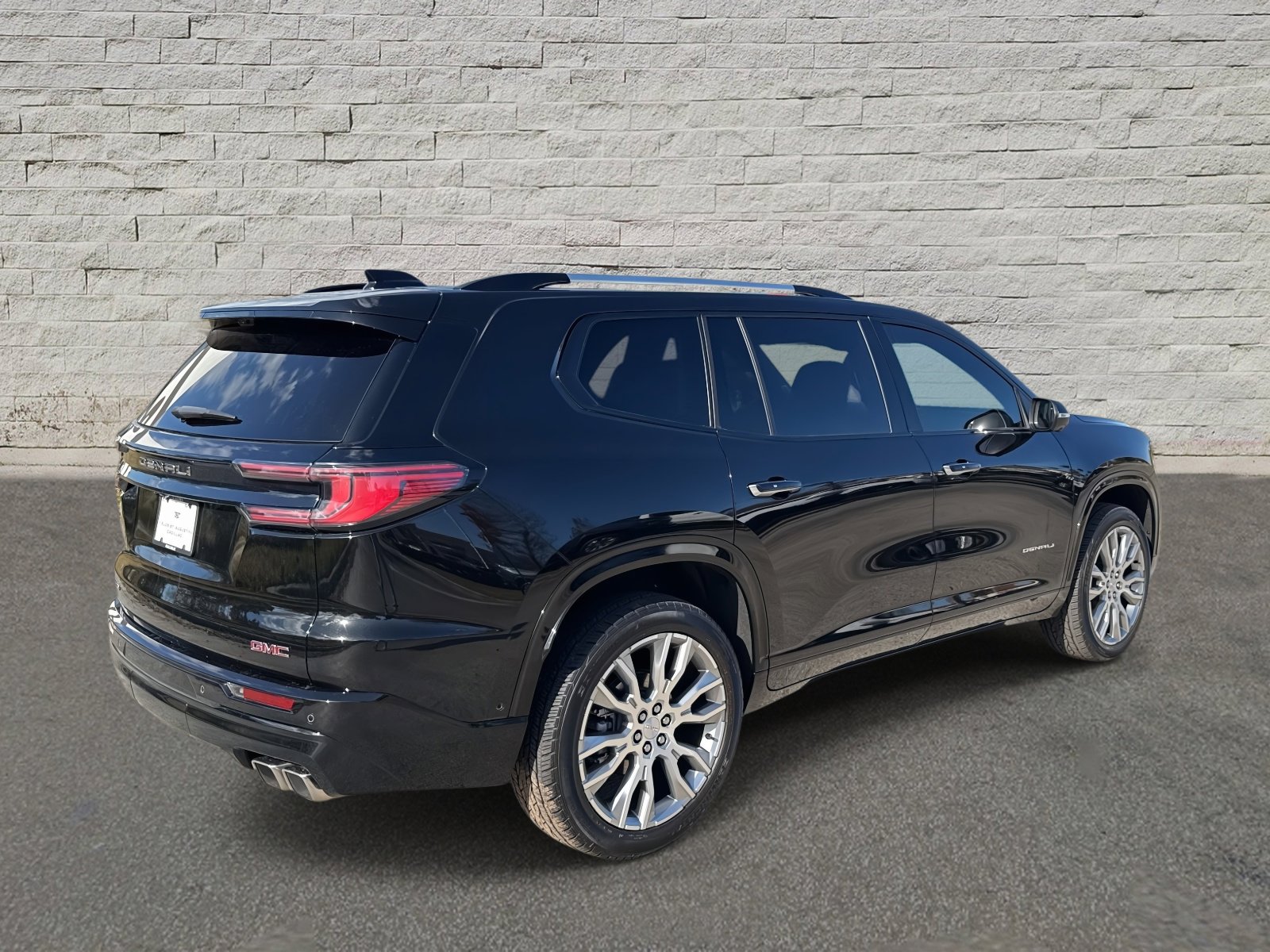 Used 2025 GMC Acadia Denali w/ Super Cruise Package image 5